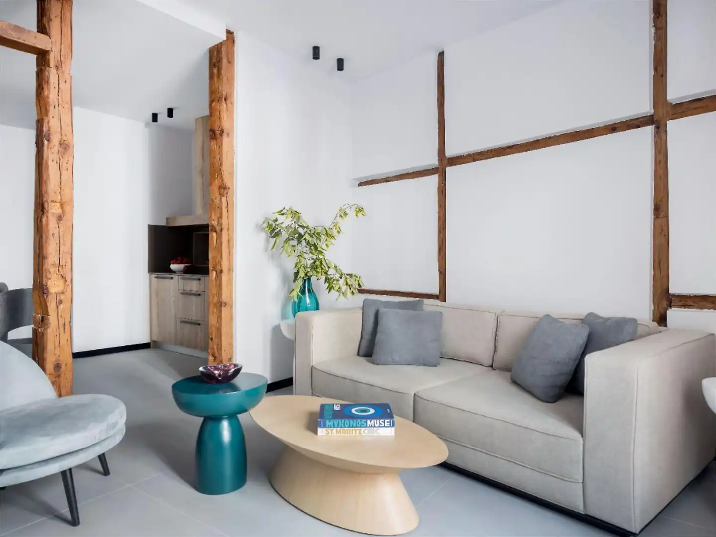 Living room of Apartments for rent in  Madrid Capital  with Air Conditioner and Balcony