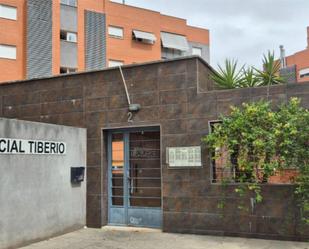 Vista exterior de Pis en venda en Mérida amb Aire condicionat, Terrassa i Piscina