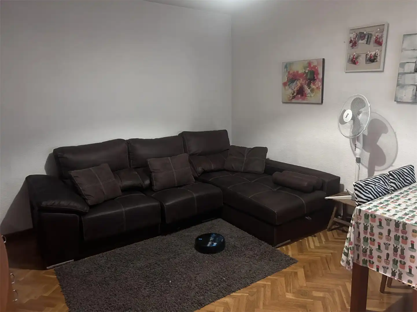 Living room of Flat for sale in Medinaceli  with Heating, Parquet flooring and Storage room