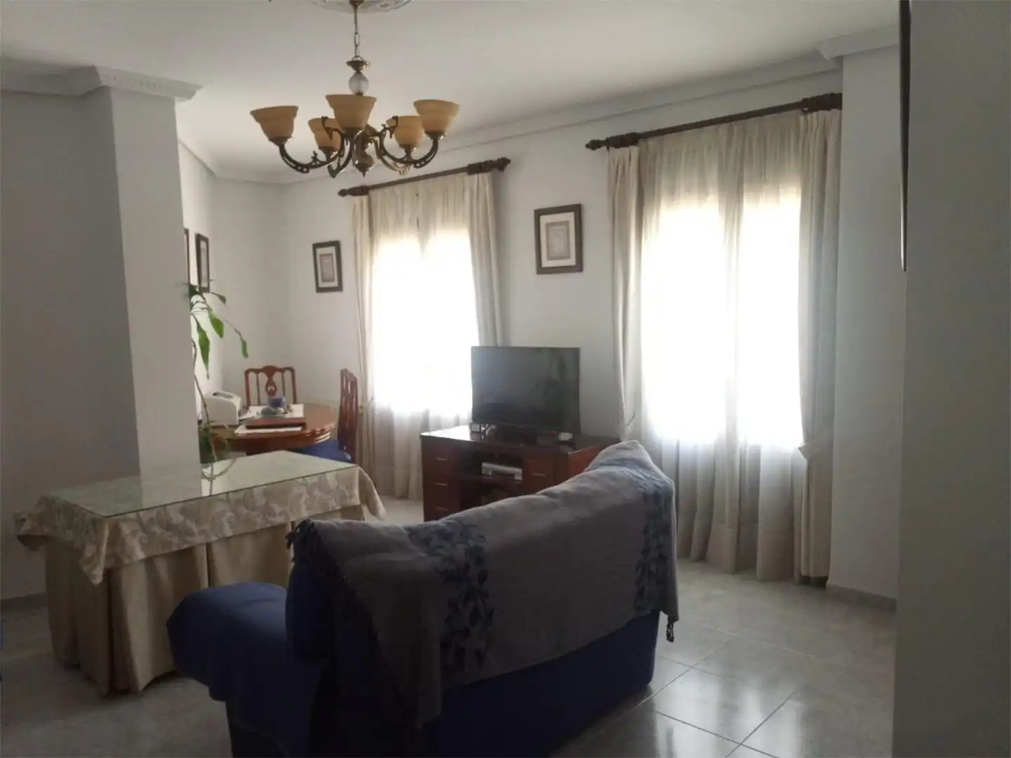 Wohnzimmer von Wohnung zum Verkauf in Valencia de Alcántara mit Klimaanlage, Heizung und Terrasse