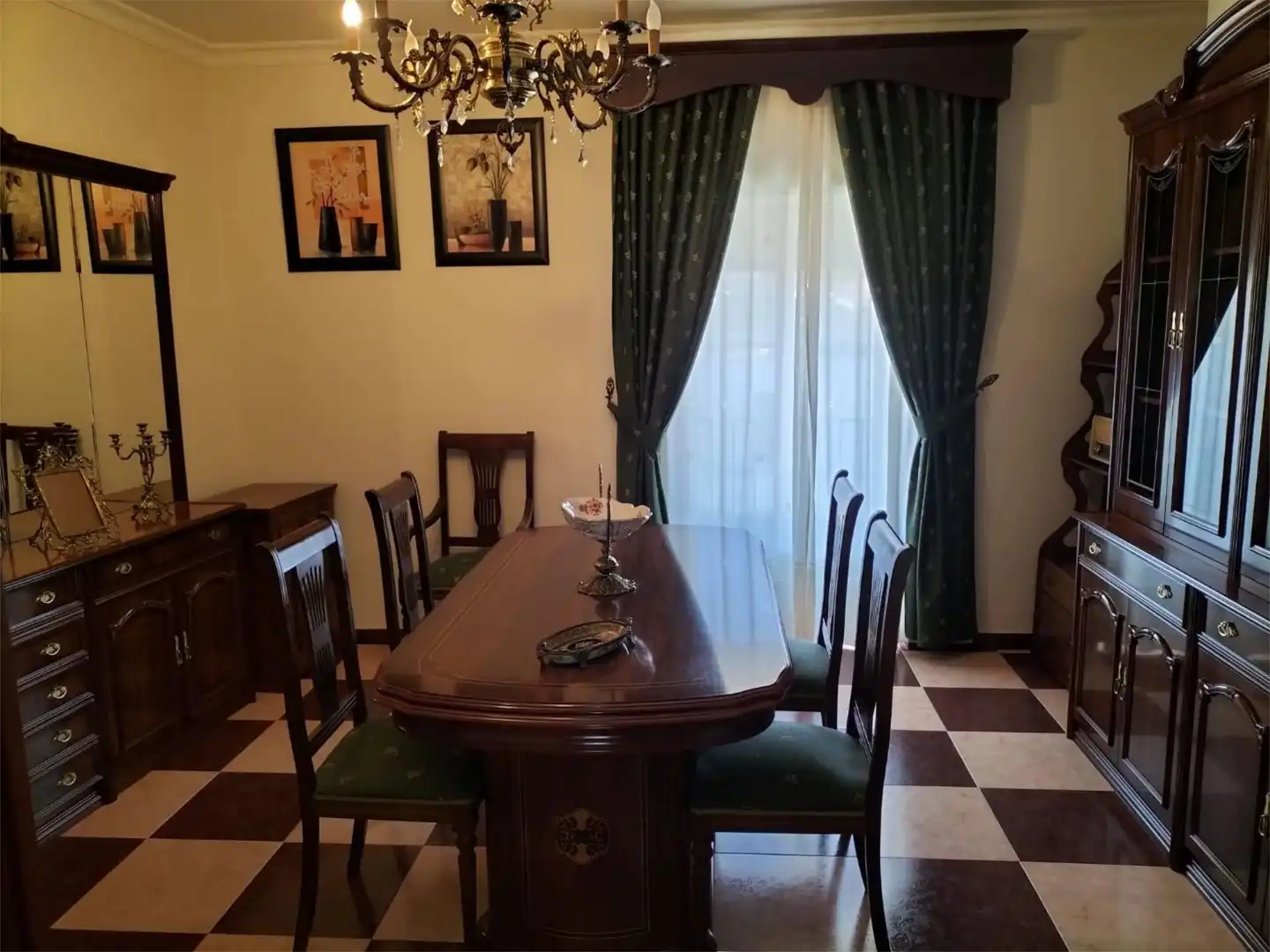 Casa adosada en venda a Calle de la Olla, 38, Constantina