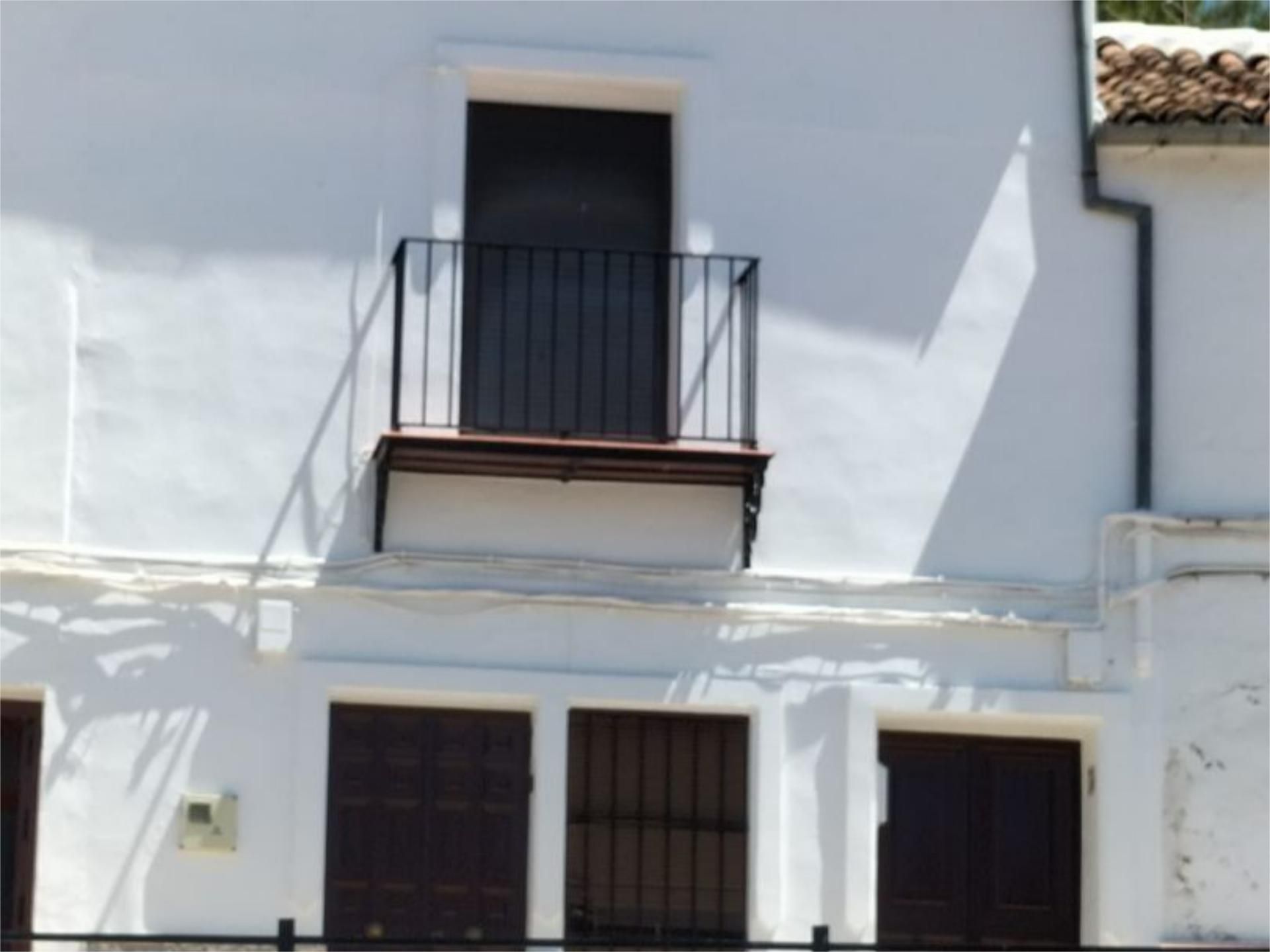 Casa adosada en venda a Calle de la Olla, 38, Constantina