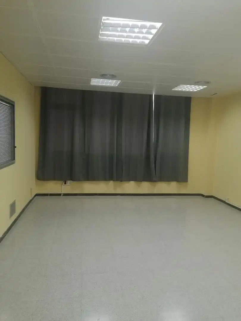 Oficina en venda a Calle Juan Gutemberg, 20, Los Tarahales - La Paterna Oficina en venda en Las Palmas de Gran Canaria