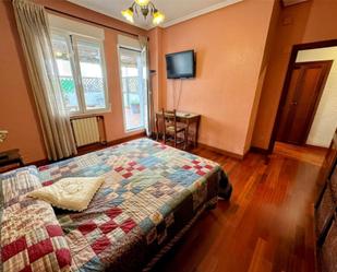 Bedroom of Flat to share in  Logroño  with Heating, Parquet flooring and Terrace