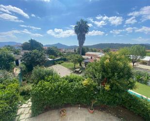 Jardí de Casa o xalet en venda en Cerdanyola del Vallès amb Terrassa i Balcó