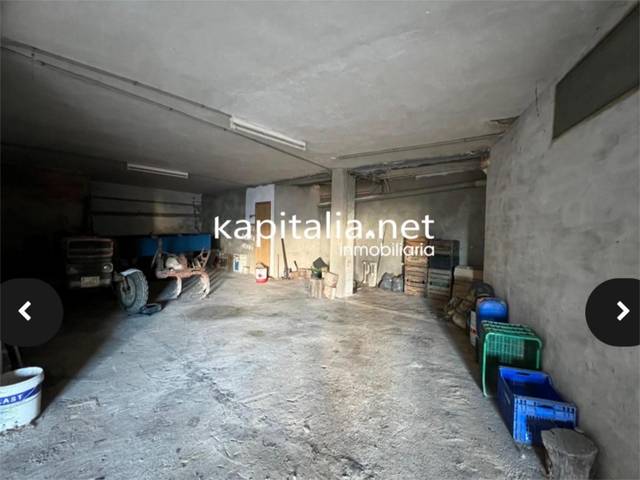 Garaje en Venta en Carrer de les Eres, 11 en Agres