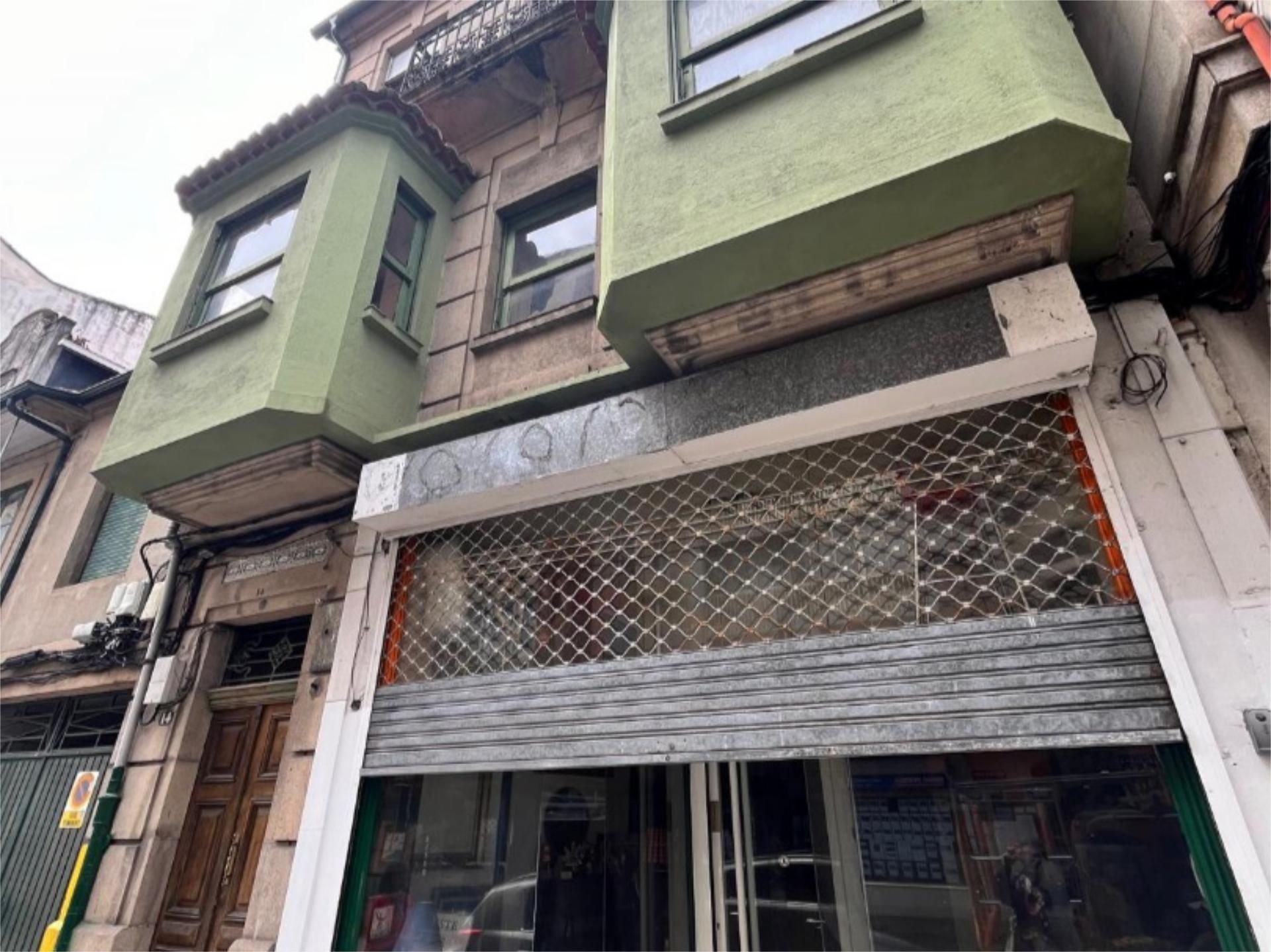 Vista exterior de Pis en venda en Marín amb Terrassa i Balcó