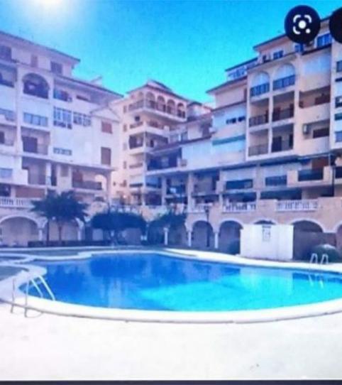 Industrial buildings for sale in Avenida Suiza, 32, Los Europeos, Alicante - image 2 Photo 2 of Industrial buildings for sale in Avenida Suiza, 32, Los Europeos, Alicante