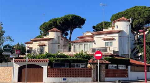 Foto 2 de Pis en venda a Carrer de Figueres, 1, Riells, L'Escala