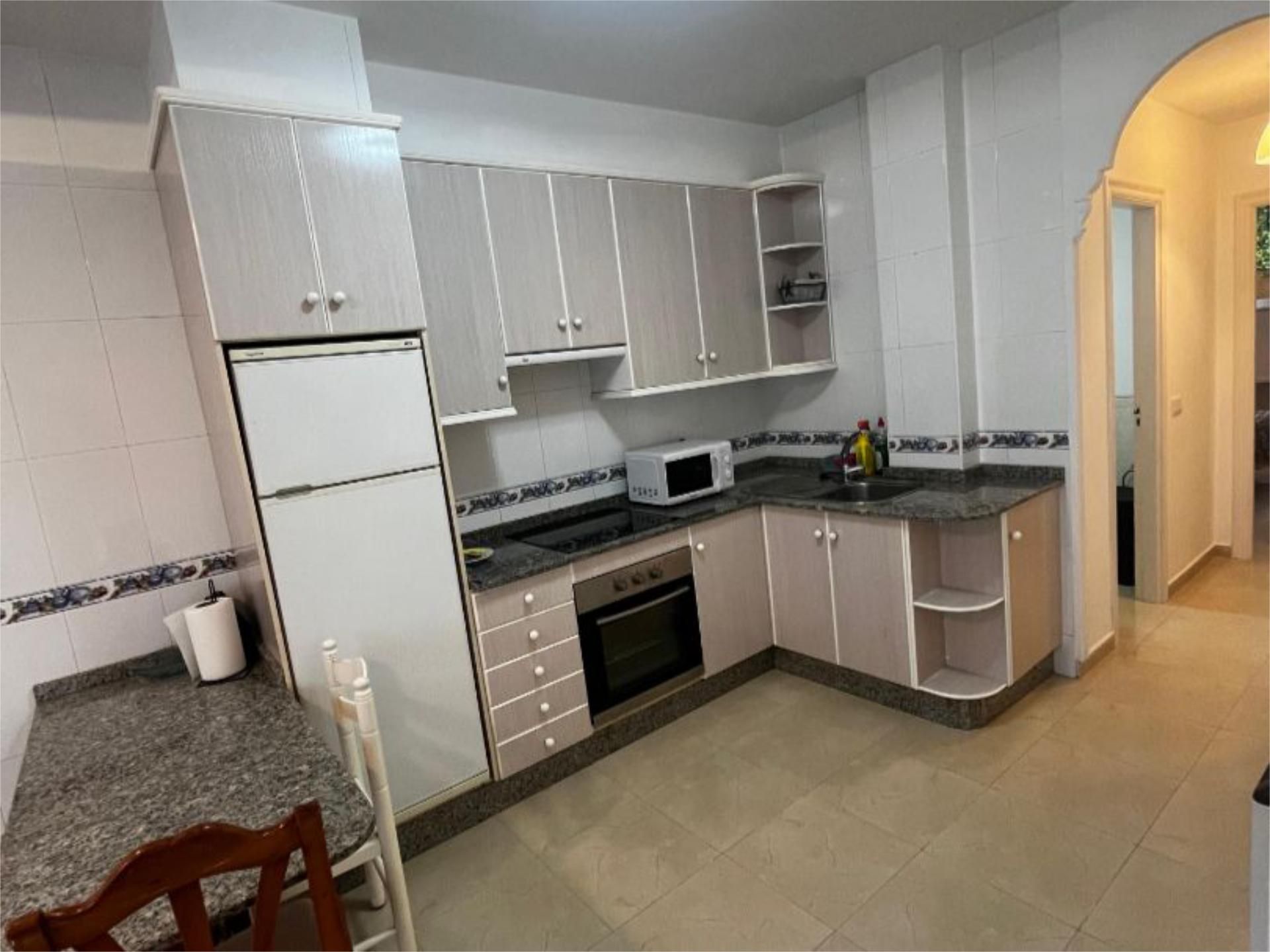 Kitchen of Apartment to rent in Santiago de Compostela   with Heating, Terrace and Furnished