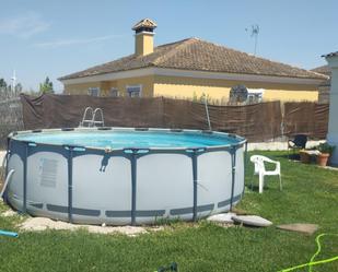Swimming pool of House or chalet to rent in Badajoz Capital  with Air Conditioner, Terrace and Swimming Pool