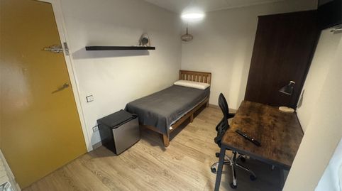 Habitación en Calle Obispo Covarrubias, 14, Ciudad Jardín - Parque Roma, Zaragoza Capital - imagen 4 Foto 4 de Habitación en Calle Obispo Covarrubias, 14, Ciudad Jardín - Parque Roma, Zaragoza Capital