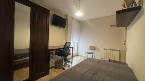 Habitación en Calle Obispo Covarrubias, 14, Ciudad Jardín - Parque Roma, Zaragoza Capital - imagen 5 Foto 5 de Habitación en Calle Obispo Covarrubias, 14, Ciudad Jardín - Parque Roma, Zaragoza Capital