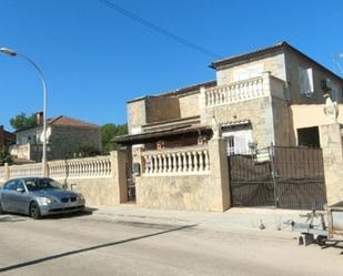 Vista exterior de Casa o xalet en venda en Calvià amb Piscina