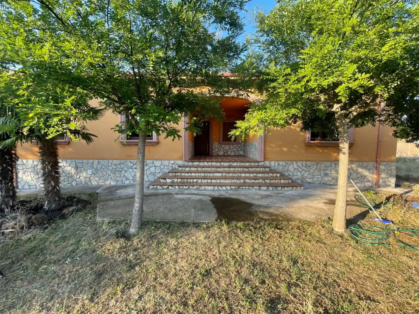 Casa o chalet en venta en Calle Piedrahita, 24, Horcajo Medianero Vista exterior de Casa o chalet en venta en Horcajo Medianero con Calefacción, Jardín privado y Terraza