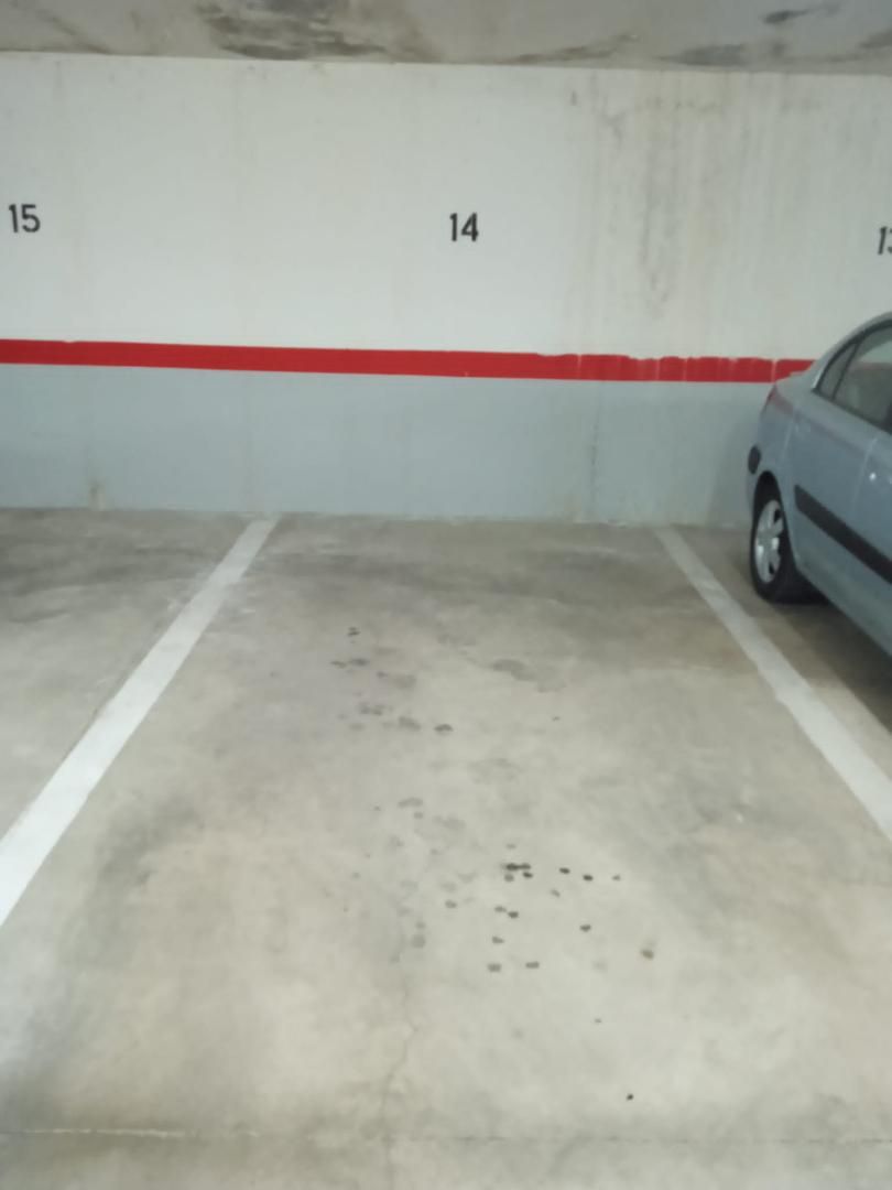 Aparcament de Garatge en venda en Valmojado