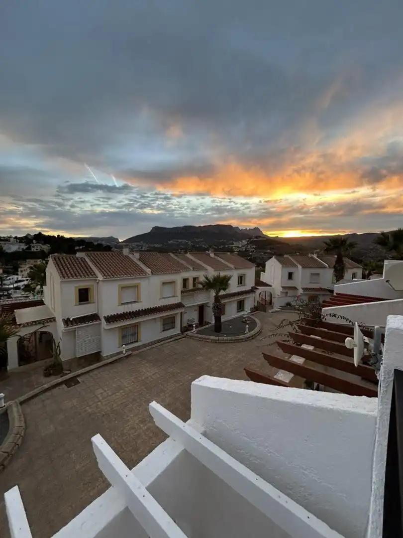 Casa adosada en venta en Partida Tosal de la Cometa, 1b, Cometa Vista exterior de Casa adosada en venta en Calpe / Calp con Aire acondicionado y Terraza
