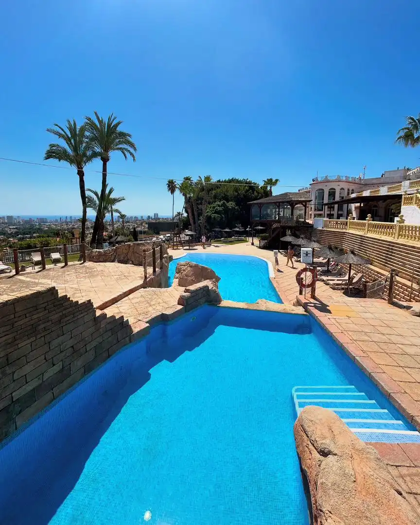 Casa adosada en venta en Partida Tosal de la Cometa, 1b, Cometa Piscina de Casa adosada en venta en Calpe / Calp con Aire acondicionado y Terraza