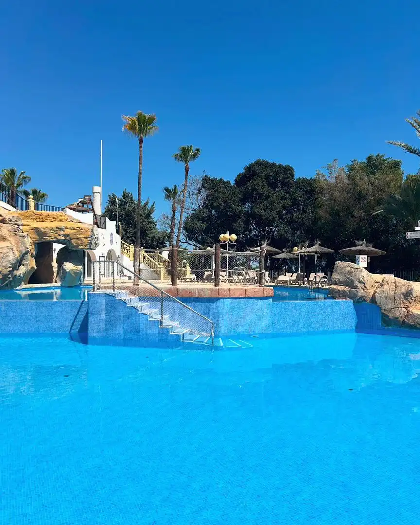 Casa adosada en venta en Partida Tosal de la Cometa, 1b, Cometa Piscina de Casa adosada en venta en Calpe / Calp con Aire acondicionado y Terraza