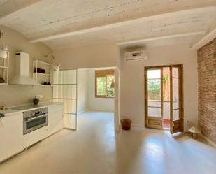 Kitchen of Flat for sale in  Barcelona Capital  with Air Conditioner and Balcony