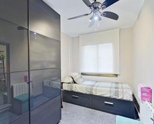 Bedroom of Flat to share in Ripollet  with Air Conditioner and Balcony