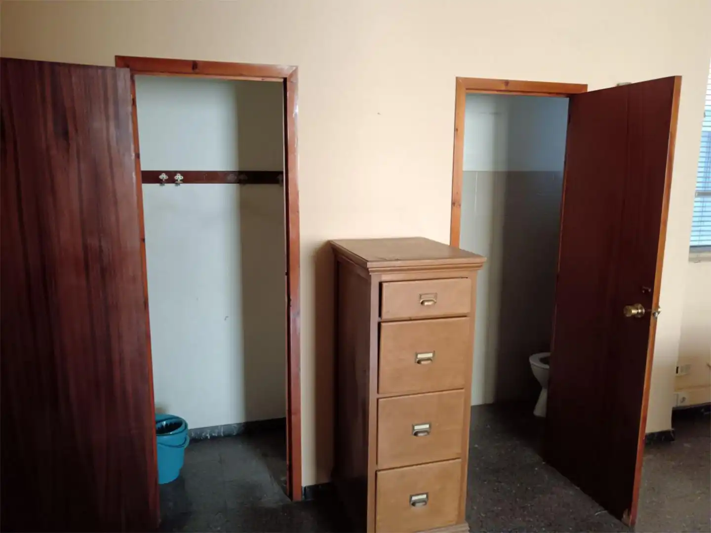 Habitación de Oficina de alquiler en Alcoy / Alcoi