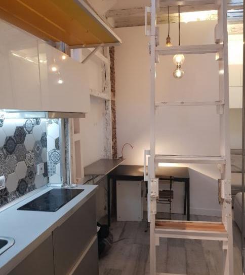 Flat to rent in Calle de San Hermenegildo, 21, Universidad - Malasaña, Madrid - image 1 Photo 1 of Flat to rent in Calle de San Hermenegildo, 21, Universidad - Malasaña, Madrid