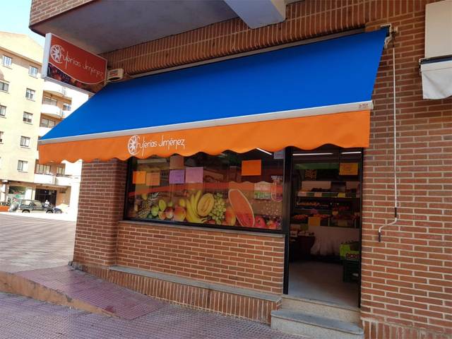 Local comercial en Alquiler en Calle Gredos, 9 en Sur