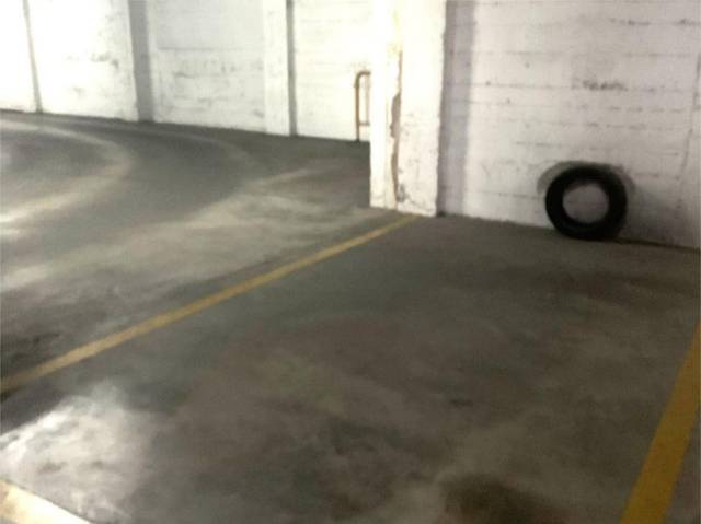 Garaje en Alquiler en Avenida de Emilio Lemos, 7 en Colores -  Entreparques