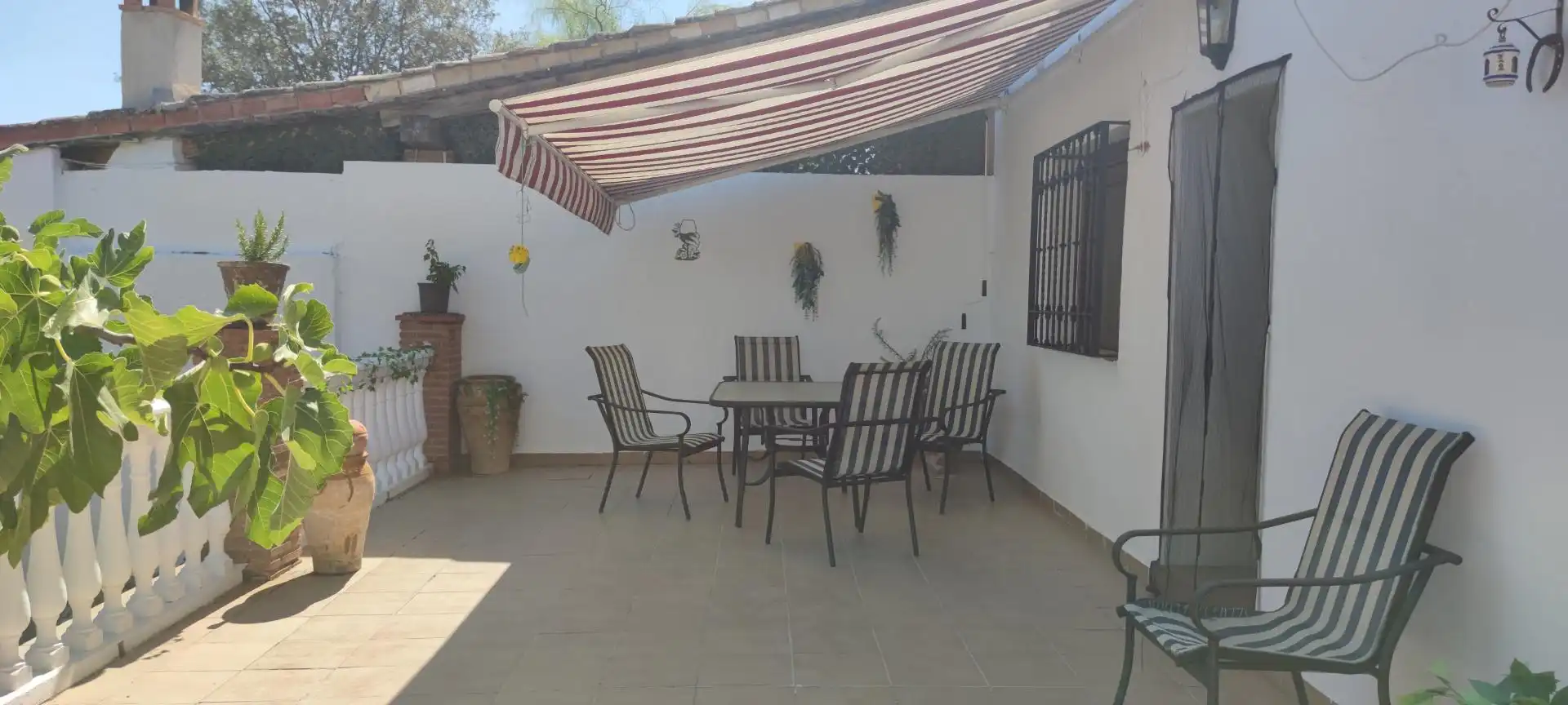 Casa o chalet en venta en Calle del Tejo, 5, Peal de Becerro Terraza de Casa o chalet en venta en Peal de Becerro con Aire acondicionado, Calefacción y Jardín privado