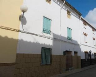 Vista exterior de Casa o xalet en venda en Valdepeñas de Jaén amb Terrassa