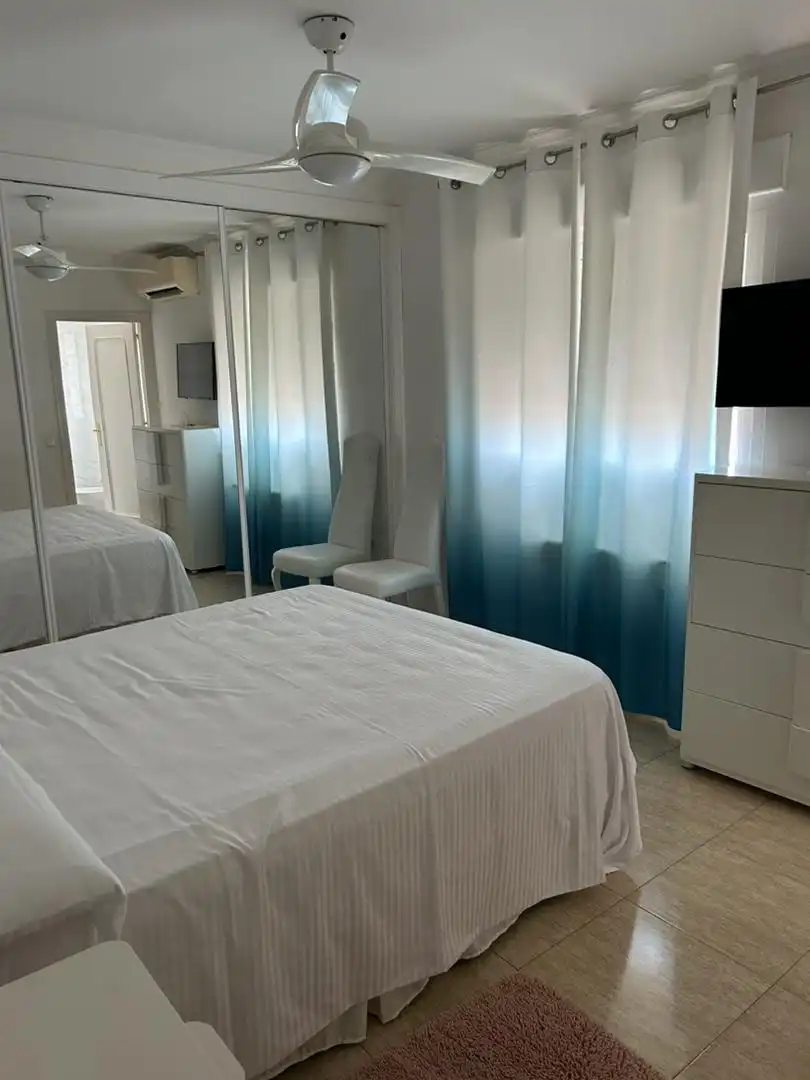 Dormitori de Casa o xalet en venda en La Manga del Mar Menor amb Aire condicionat, Calefacció i Jardí privat