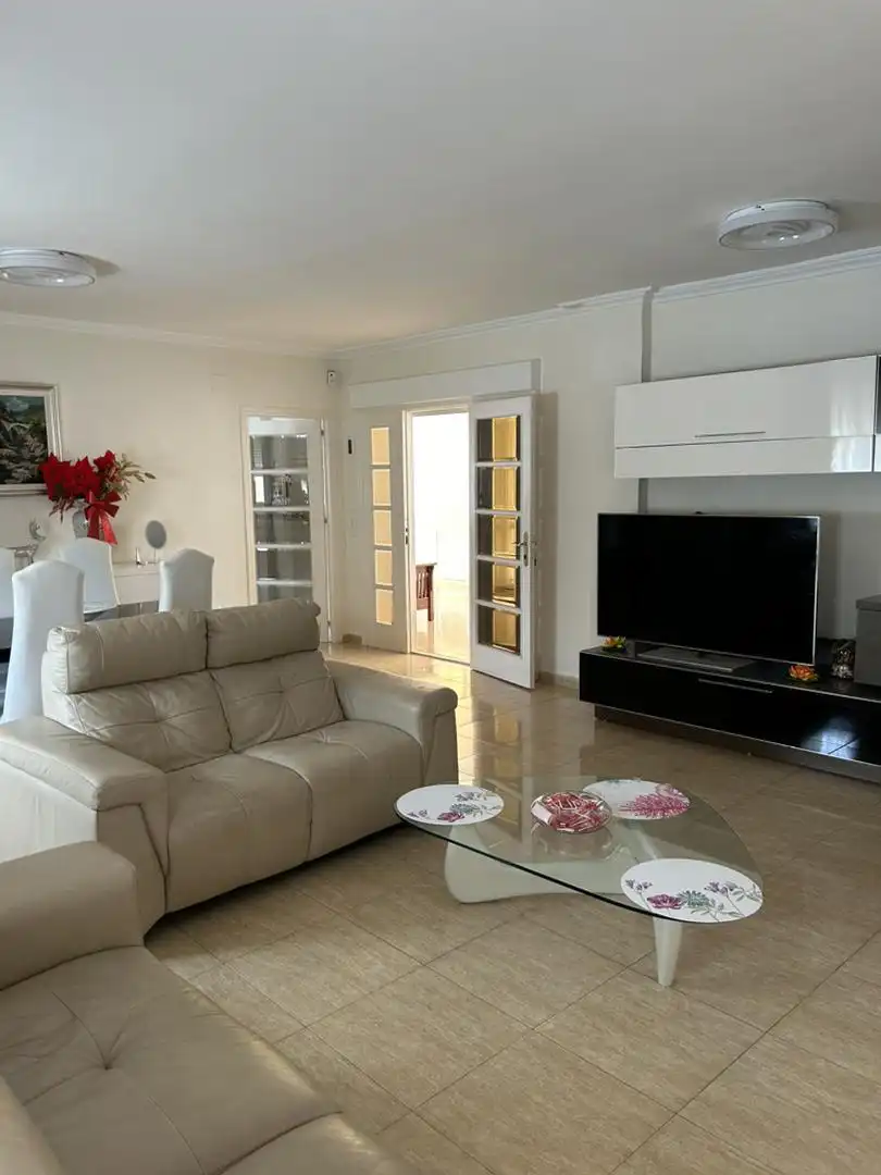 Sala d'estar de Casa o xalet en venda en La Manga del Mar Menor amb Aire condicionat, Calefacció i Jardí privat