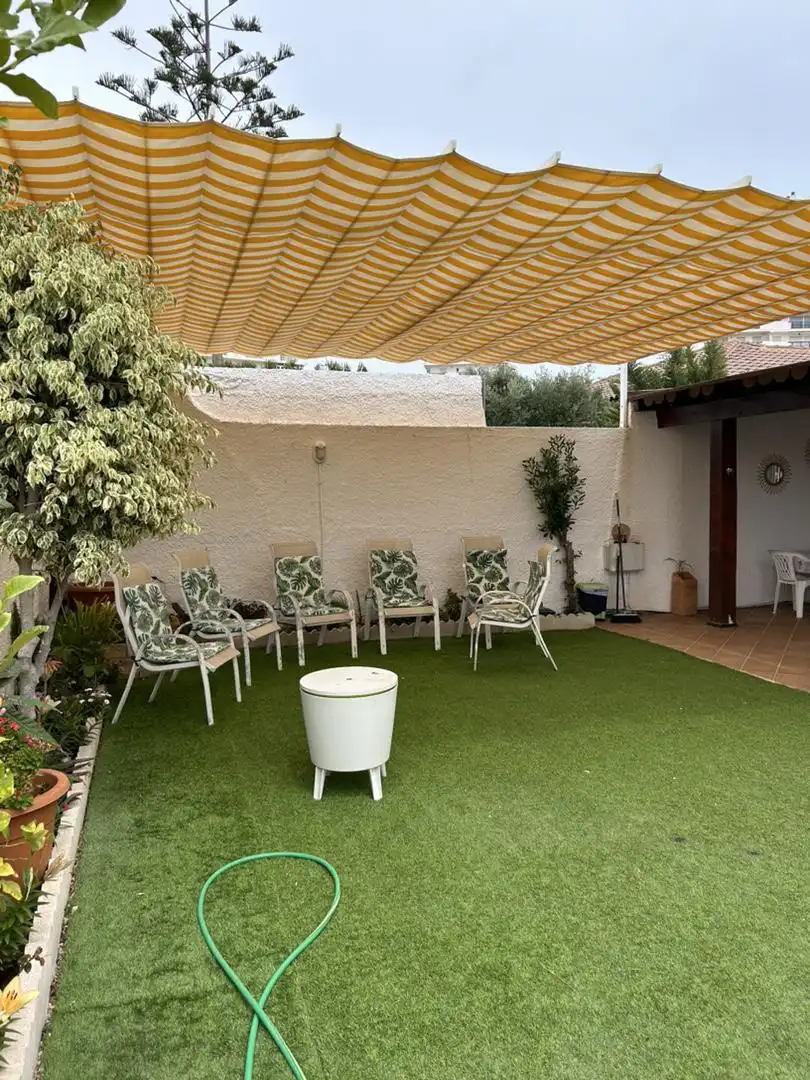 Terrassa de Casa o xalet en venda en La Manga del Mar Menor amb Aire condicionat, Calefacció i Jardí privat