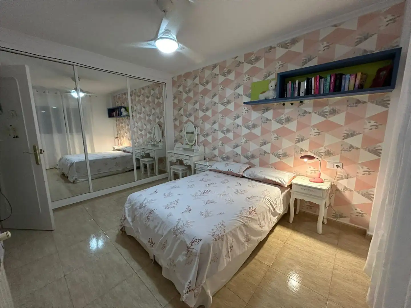 Dormitori de Casa o xalet en venda en La Manga del Mar Menor amb Aire condicionat, Calefacció i Jardí privat