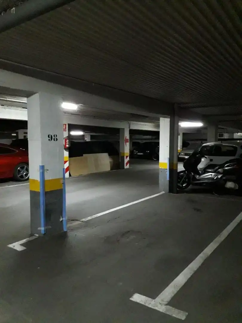 Parking de Garaje en venta en Madrid