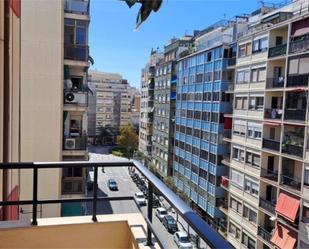 Vista exterior de Pis per a compartir en  Tarragona Capital amb Balcó