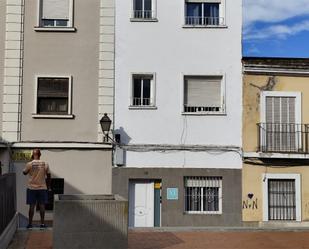 Vista exterior de Apartament en venda en Badajoz Capital amb Aire condicionat i Terrassa