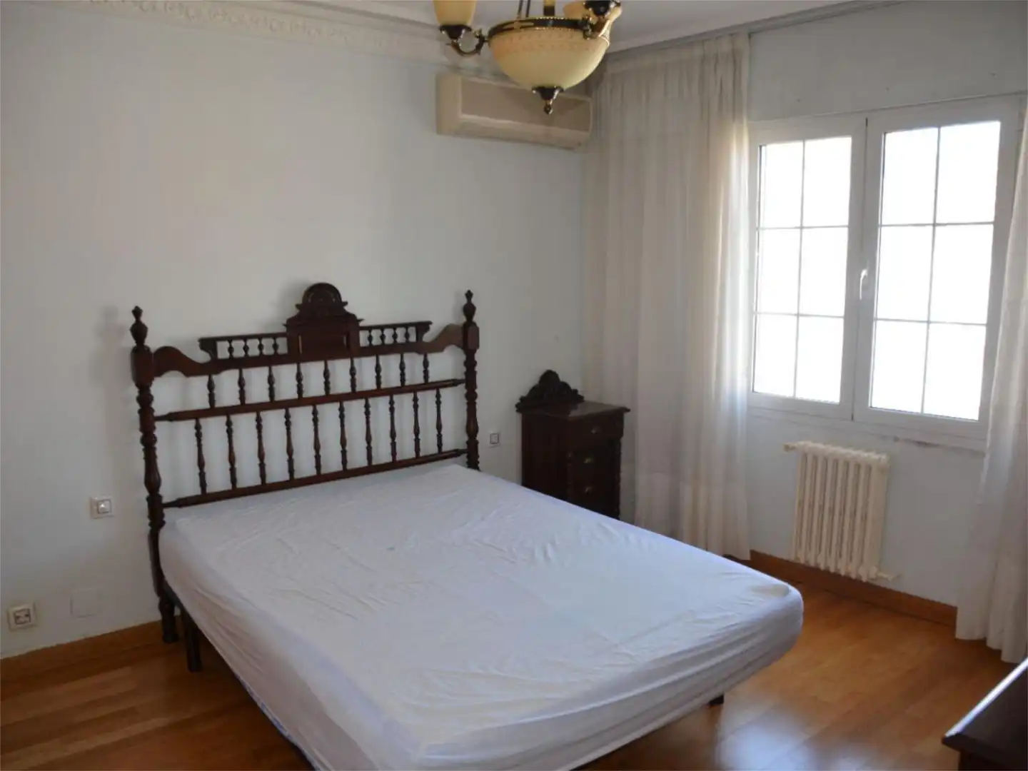 Schlafzimmer von Wohnung zur Miete in Albacete mit Klimaanlage, Heizung und Parkett