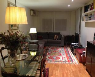 Living room of Flat to rent in Esplugues de Llobregat  with Air Conditioner, Heating and Parquet flooring