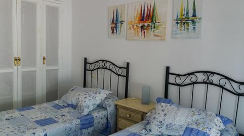 Apartamento de alquiler en Avenida de las Quintas, 17, La Barrosa, Cádiz - imagen 4 Foto 4 de Apartamento de alquiler en Avenida de las Quintas, 17, La Barrosa, Cádiz