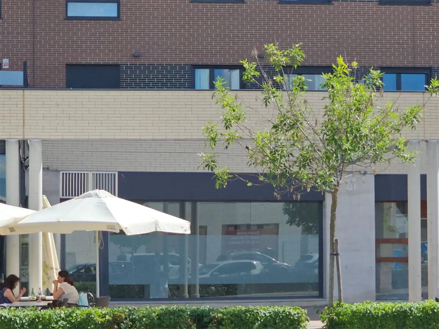 Geschaftsraum zur Miete in Avenida de España, 46, Primera Fase - Nuevo Tres Cantos Außenansicht von Geschaftsraum zur Miete in Tres Cantos mit Klimaanlage