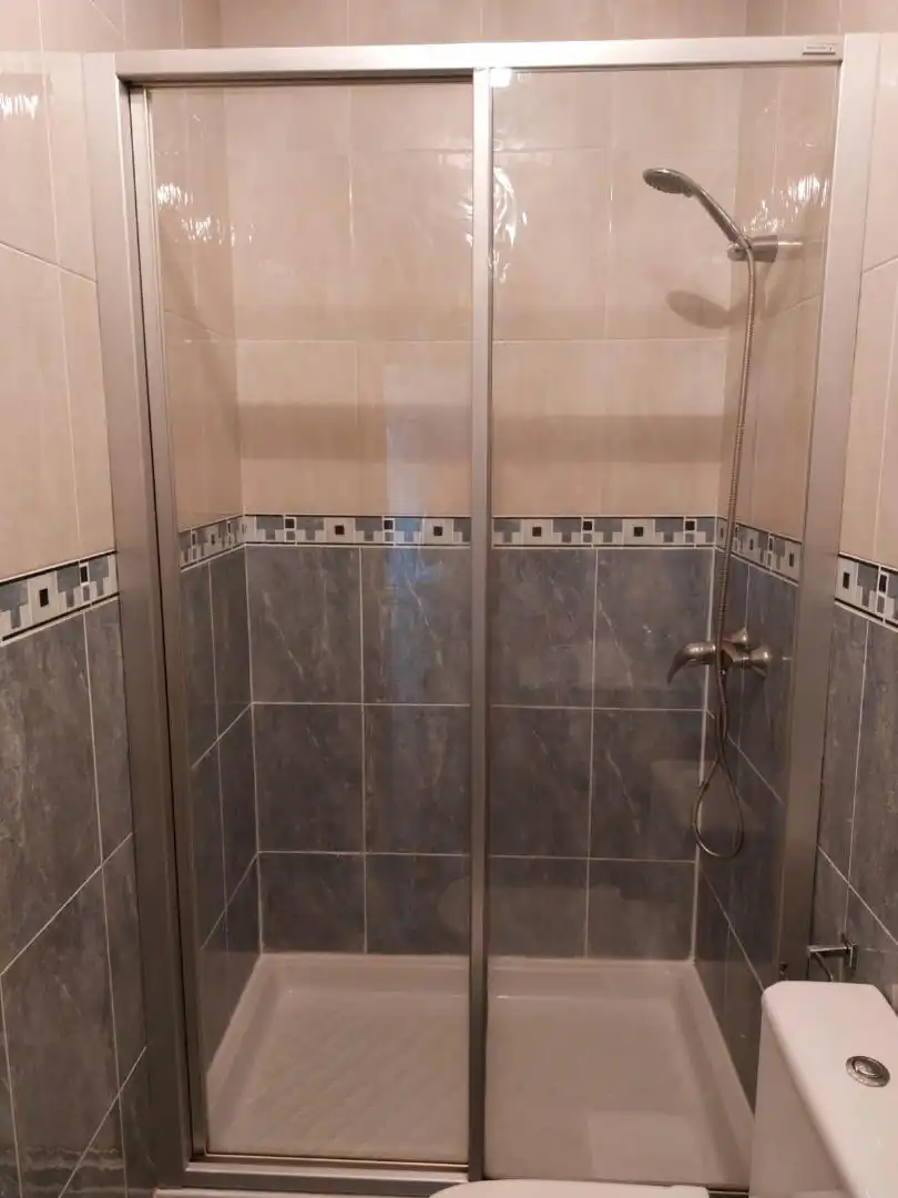 Casa o chalet en venta en Camino del Valle, Cebreros Baño de Casa o chalet en venta en Cebreros con Aire acondicionado, Calefacción y Jardín privado
