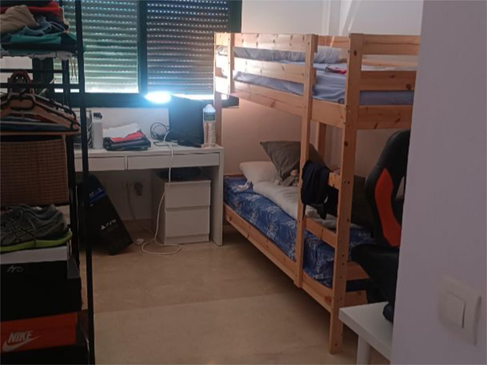 Dormitori de Pis en venda en Alcalá de Guadaira amb Aire condicionat, Traster i Piscina