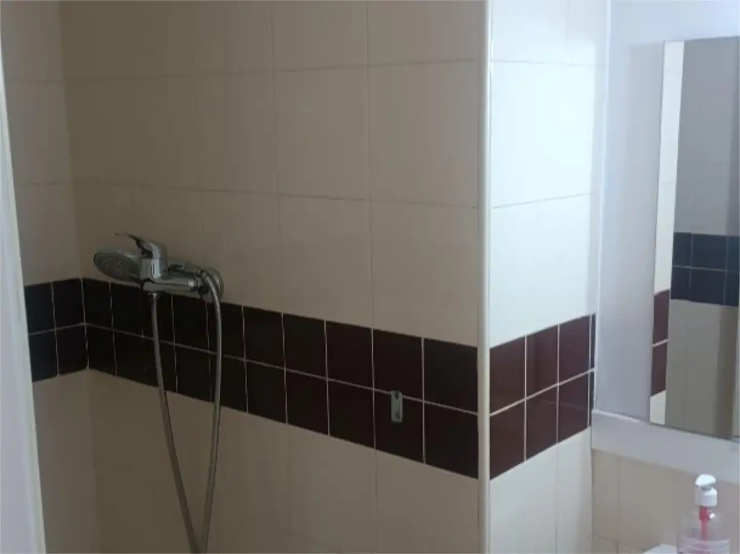 Pis en venda a Calle Hacienda Maestre, Oromana Bany de Pis en venda en Alcalá de Guadaira amb Aire condicionat, Traster i Piscina
