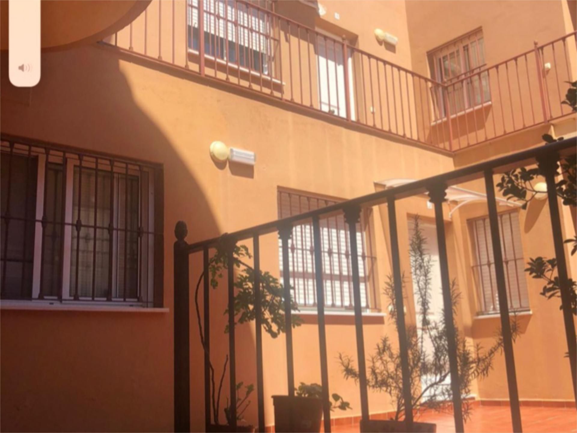 65 Viviendas y casas en venta con terraza en Casco Antiguo