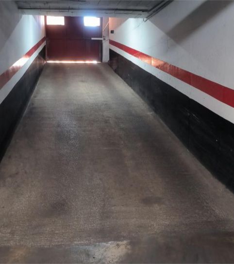 Foto 2 de Garaje en venta en Calle Herreros, 14, Carretas - Pajarita, Albacete Capital