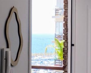 Dormitori de Pis de lloguer en Roquetas de Mar amb Aire condicionat
