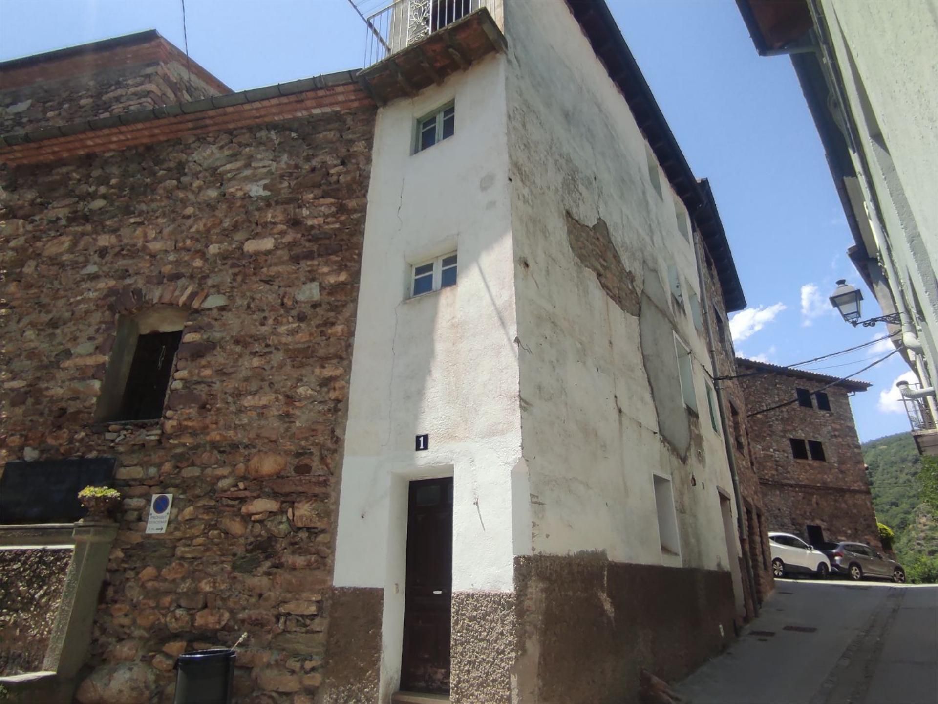 Außenansicht von Wohnung zum verkauf in Vilaller mit Balkon
