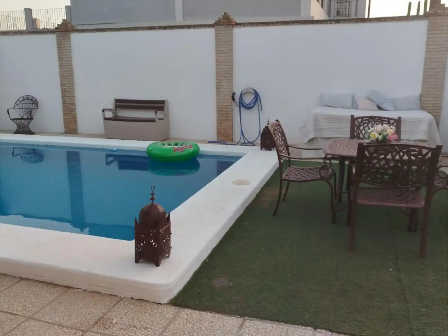 Piscina de Casa o chalet en venta en Sanlúcar la Mayor con Aire acondicionado, Calefacción y Jardín privado